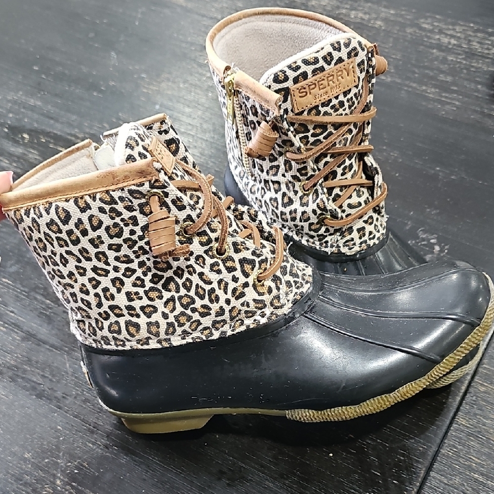 Sperry Black and Tan Leopard Print Boots